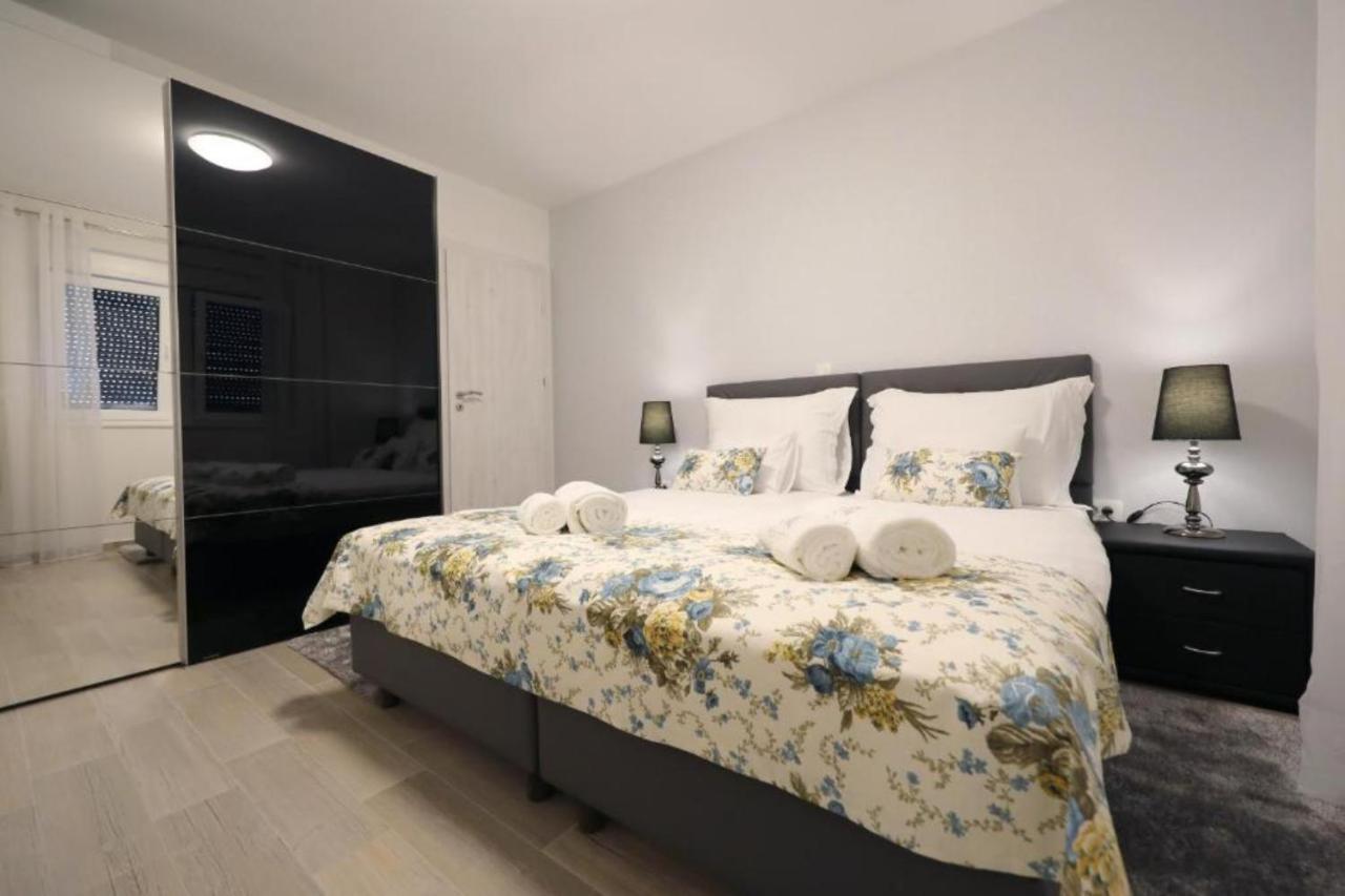 Luxury Majpruz Suites I Zára Kültér fotó