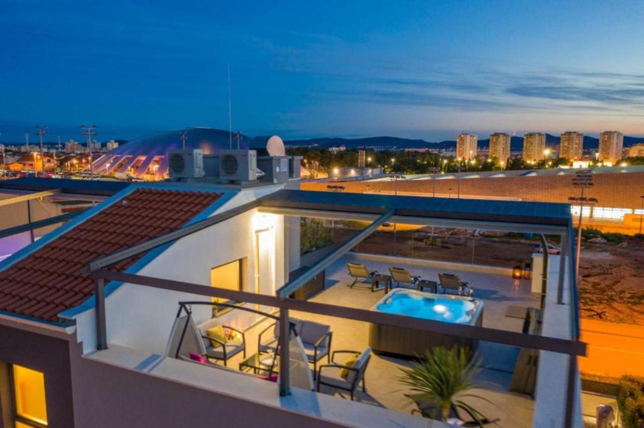 Luxury Majpruz Suites I Zára Kültér fotó
