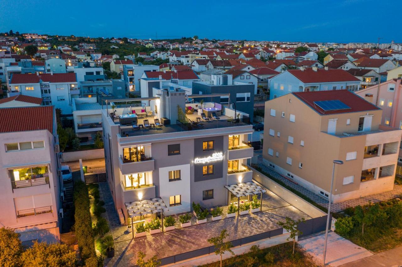 Luxury Majpruz Suites I Zára Kültér fotó