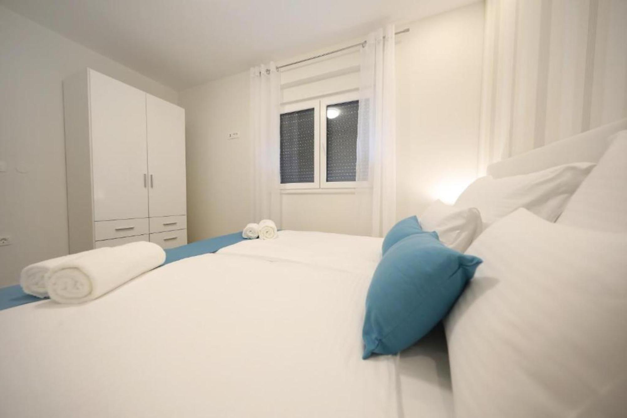 Luxury Majpruz Suites I Zára Szoba fotó